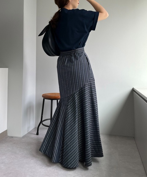 CAPRICIEUX LE'MAGE（カプリシューレマージュ）の「ストライプマーメイドスカート（スカート・レディース・ホワイト/ベージュ/ネイビー・FREE）」の12枚目の写真