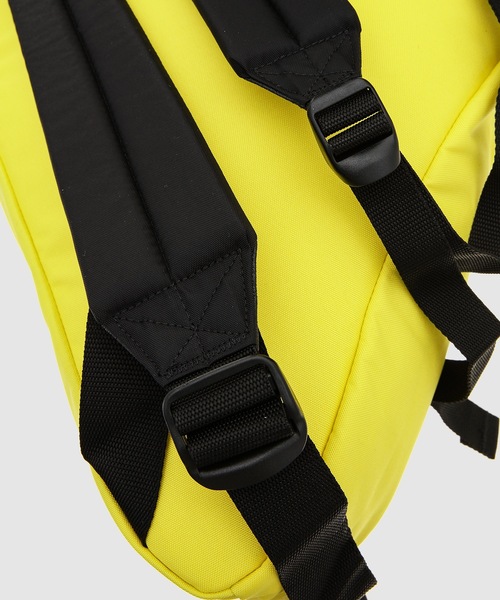 MM6 イエローバックパック 収納袋付き MM6 Maison Margiela（ｴﾑｴﾑｼｯｸｽ ﾒｿﾞﾝ ﾏﾙｼﾞｪﾗ）の「BACKPACK