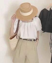 スクエアネックパフスリーブ半袖ブラウス