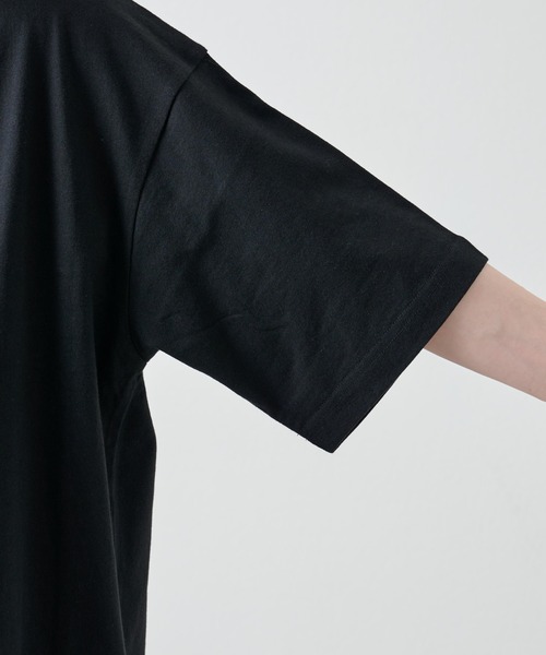 COLONY 2139（コロニートゥーワンスリーナイン）の「前後刺繍BIGシルエットTシャツ / 両面刺繍ルーズシルエットTee（Tシャツ/カットソー・メンズ・ホワイト/ブラック/グレイッシュベージュ・MEDIUM/LARGE）」の20枚目の写真