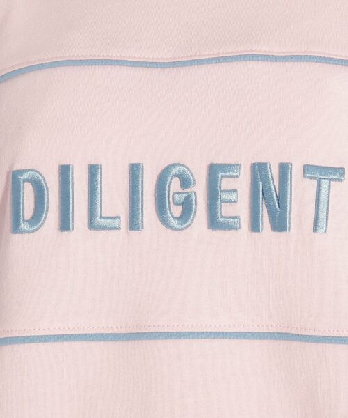 PINK-latte（ピンクラテ）の「◆【コットン100％】3DロゴししゅうTシャツ（Tシャツ/カットソー・キッズ・ブルー/オフホワイト/ベビーピンク/チャコールグレー・14/15 /16）」の18枚目の写真