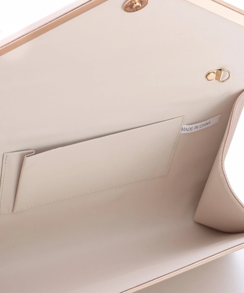 PREFERIR(プレフェリール)の「V字プレート 3WAY 結婚式 パーティー オケージョン クラッチバッグ(クラッチバッグ・レディース・ブラック/ベージュ/シルバー・FREE)」の6枚目の写真