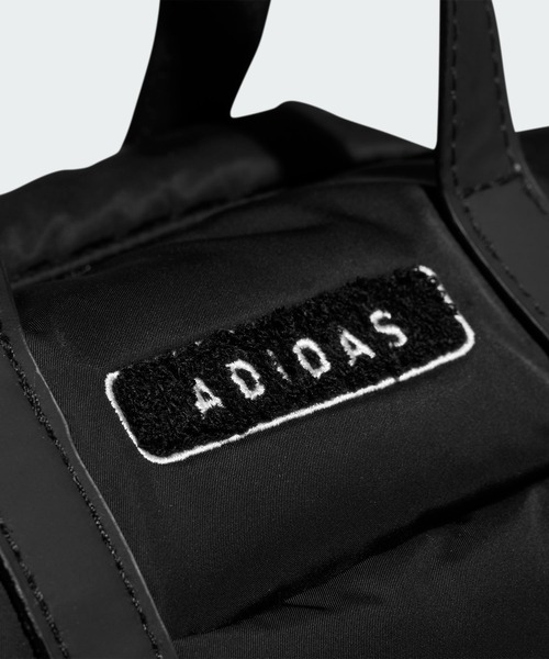 adidas(アディダス)の「軽量 キルティング ドラムポーチ【adidas Golf/アディダスゴルフ】(ドラムバッグ・レディース・オフホワイト/ブラック/ブラウン・FREE)」の15枚目の写真