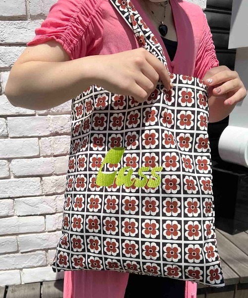 Casselini(キャセリーニ)の「Casselini(キャセリーニ)ジオメトリック刺繍トート(トートバッグ・レディース・ブラック/ピンク/ブルー・FREE)」の20枚目の写真
