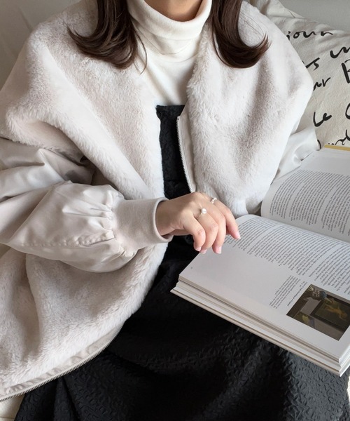 moment+（モーメントプラス）の「フェイクファー切替ノーカラージップアップミリタリーブルゾン（ミリタリージャケット・レディース・ブラック/カーキ/アイボリー・M）」の20枚目の写真