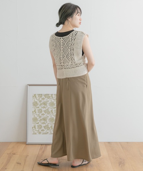 ITEMS URBANRESEARCH(アイテムズ アーバンリサーチ)の「ニットベストセットTシャツ(Tシャツ/カットソー・レディース・オレンジ/ブラック/オフホワイト・FREE)」の14枚目の写真