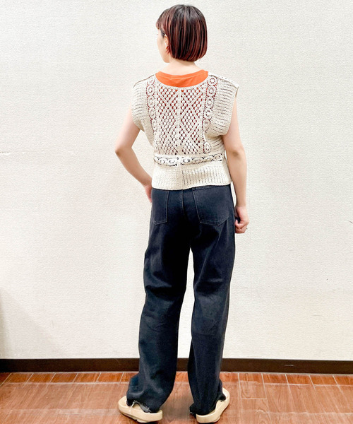 ITEMS URBANRESEARCH(アイテムズ アーバンリサーチ)の「ニットベストセットTシャツ(Tシャツ/カットソー・レディース・オレンジ/ブラック/オフホワイト・FREE)」の18枚目の写真