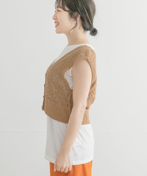 ITEMS URBANRESEARCH(アイテムズ アーバンリサーチ)の「ニットベストセットTシャツ(Tシャツ/カットソー・レディース・オレンジ/ブラック/オフホワイト・FREE)」の15枚目の写真