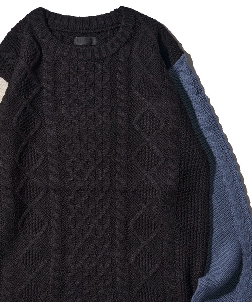 ADPOSION（アドポーション）の「ケーブル編みクルーネックニット（ニット/セーター・メンズ・ブラック系1/グリーン/ネイビー/ブラック/ホワイト系1/オフホワイト/グレー/杢グレー・MEDIUM/LARGE/X-LARGE）」の5枚目の写真