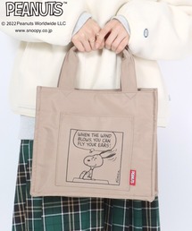 PEANUTS（ピーナッツ）の「PEANUTS（ピーナッツ）スヌーピー スクエアミニトートバッグ（トートバッグ）」