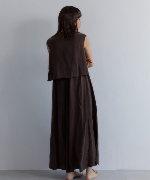 CASA FLINE（カーサフライン）の「ノースリーブサテンルーズドレス（ワンピース・レディース・ベージュ/ブラウン/ブルー/グリーン/グレー・FREE）」の11枚目の写真