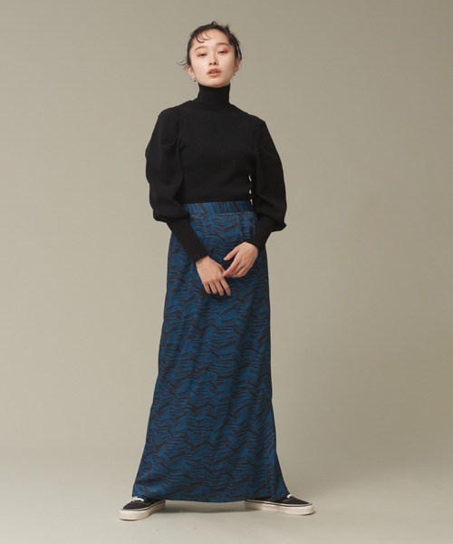 NOMINE（ノミネ）の「オリジナルプリントマーメイドマキシスカート（スカート・レディース・ブラウン/グリーン/グレイッシュベージュ・S/M）」の4枚目の写真