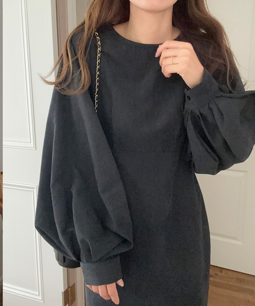 LAUIR（ラウアー）の「ボリュームスリーブマキシ丈ワンピース（ワンピース・レディース・ブラック/アイボリー/モカ・LARGE/MEDIUM/SMALL）」の8枚目の写真