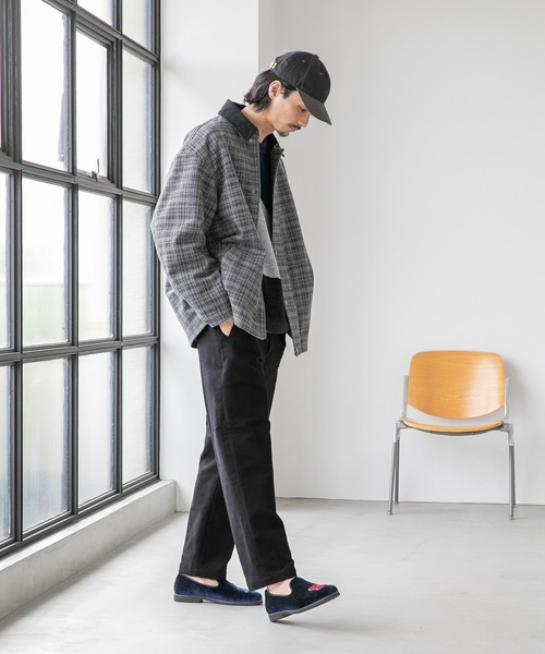 niko and...（ニコアンド）の「モールスキンテーパードパンツ（その他パンツ・メンズ・ブラック/ブラウン/グリーン・SMALL/MEDIUM/LARGE）」の8枚目の写真