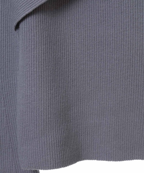 31 Sons de mode(トランテアン ソン ドゥ モード)の「アシメデザインフレアスリーブニット(ニット/セーター・レディース・ブラック/オフホワイト/サックスブルー・36)」の18枚目の写真