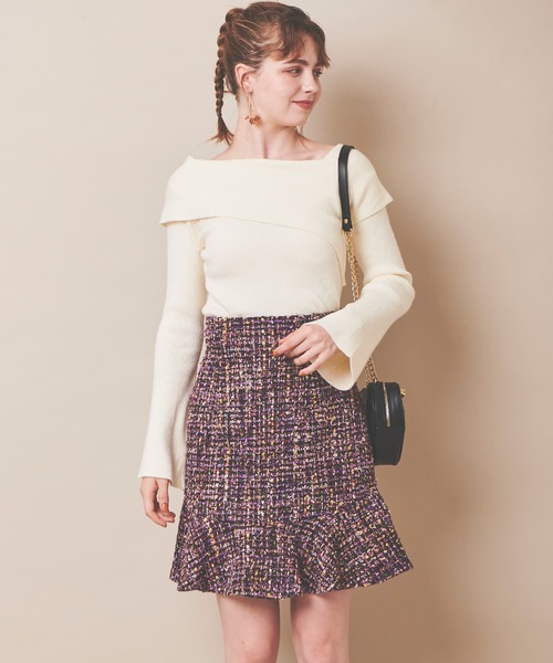 31 Sons de mode(トランテアン ソン ドゥ モード)の「アシメデザインフレアスリーブニット(ニット/セーター・レディース・ブラック/オフホワイト/サックスブルー・36)」の14枚目の写真