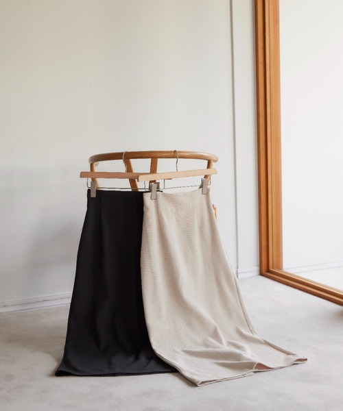 hinari（ヒナリ）の「リブタイトスカート（スカート・レディース・ブラック/アイボリー・X-SMALL/SMALL/MEDIUM）」の3枚目の写真