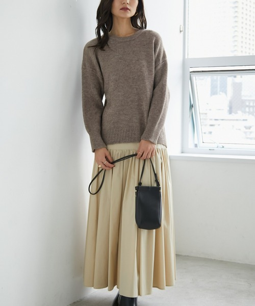 ECRIRE（エクリール）の「ドロップショルダーニット（ニット/セーター・レディース・アイボリー/カーキ/ベージュ/グリーン/サックスブルー・M）」の15枚目の写真