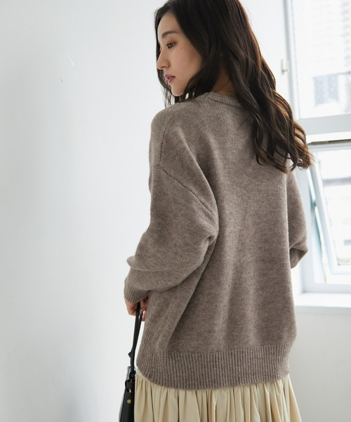 ECRIRE（エクリール）の「ドロップショルダーニット（ニット/セーター・レディース・アイボリー/カーキ/ベージュ/グリーン/サックスブルー・M）」の14枚目の写真