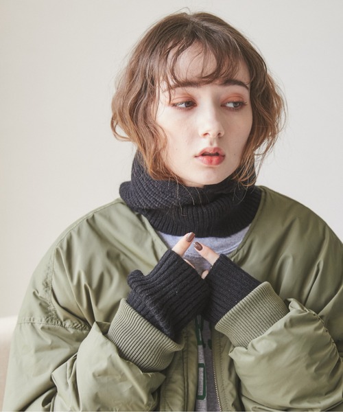 ANGIE（アンジー）の「リブニットアームウォーマー/手袋（アームカバー・レディース・杢グレー/ブラウン/ブラック/アイボリー・FREE）」の13枚目の写真