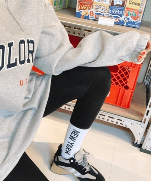 Dalfwin（ダールフィン）の「2022 AW 秋冬 韓国ファッション スウェット レディース　COLORADO刺繍ロゴハーフジップスウェット トレーナー オーバーサイズ ビックシルエット（スウェット・レディース・ホワイト系その他/グレー/ブラック・FREE）」の4枚目の写真