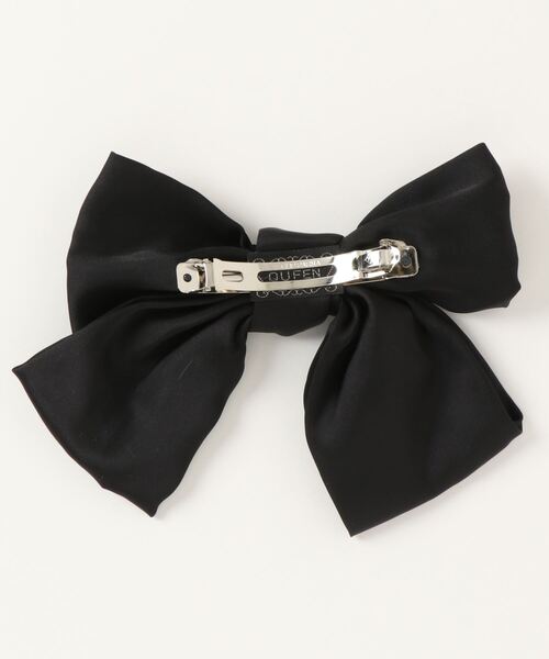 VIBGYOR Women（ヴィブジョー　ウィメン）の「【float】サテン ビッグリボン バレッタ【7色展開】（バレッタ/ヘアクリップ・レディース・ブラック/グリーン/ネイビー/レッド/ピンク/マスタード/ワインレッド・FREE）」の11枚目の写真