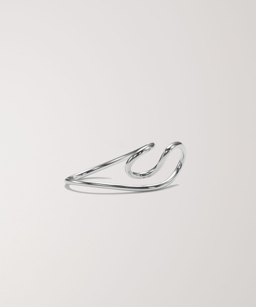 PAS TIERRA(パティエラ)の「エマイヤーカフ(右耳用)(イヤーカフ・レディース・シルバー/イエローゴールド・FREE)」の4枚目の写真