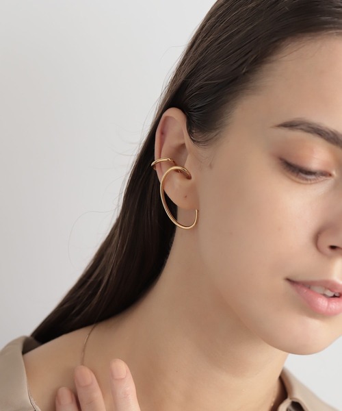 PAS TIERRA（パティエラ）の「エマイヤーカフ(右耳用)（イヤーカフ