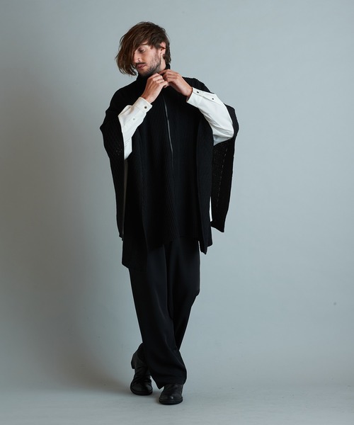 NO ID.（ノーアイディ）の「3WAYニットZIPポンチョ（ポンチョ・メンズ・グリーン/アイボリー/ブラック・ONE SIZE）」の8枚目の写真