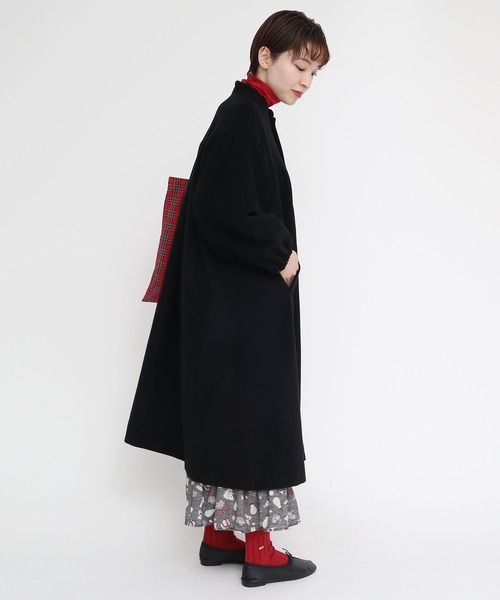 I am I in fact...（アイアムアイインファクト）の「聖歌隊　コート（その他アウター・レディース・ブラック/グリーン・FREE）」の11枚目の写真