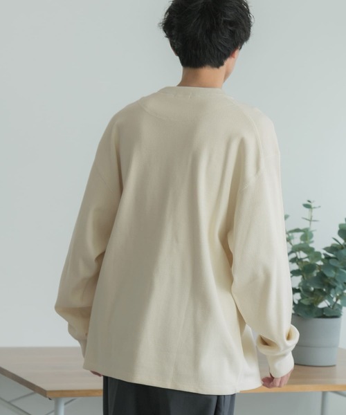 FORK&SPOON(フォークアンドスプーン)の「FORK&SPOON ワッフルプルオーバー(Tシャツ/カットソー・メンズ・ホワイト/チャコールグレー・4/5)」の9枚目の写真