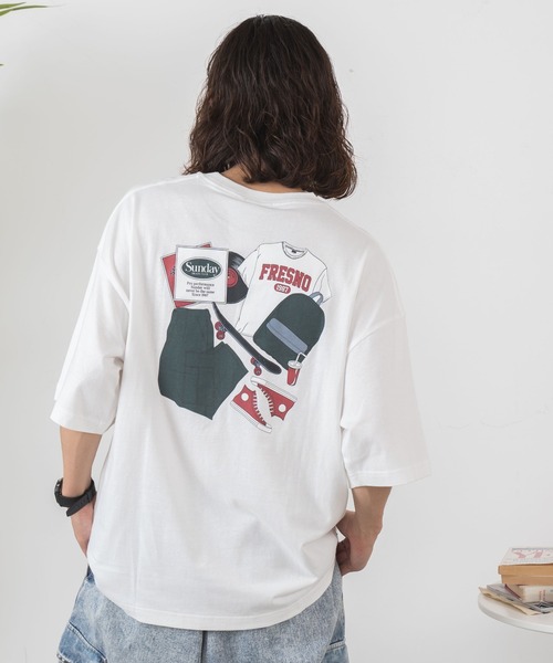 WEGO（ウィゴー）の「WEGO/アソートグラフィックT（Tシャツ/カットソー・メンズ・その他6/その他2/その他12/その他4/その他14/その他8/その他13/その他3/その他10/その他1/その他11/その他9/その他7/その他5/その他22/その他24/その他19/その他23/その他21/その他27/その他25/その他28/その他20/その他26/Q/O/R/P/T/U/S/N/Y/Z/その他33/X/W/V/ホワイト系その他/ホワイト×ライム/ホワイト×イエロー/その他29/ホワイト×レッド/ホワイト/ホワイト×ブルー/その他/ホワイト×ブラック/ブラック×ホワイト/ダークブラック/その他31/その他30/ブラック系その他5/ブラック系その他7/ホワイト系その他2/ホワイト系その他3/ホワイト系その他4/アッシュグレー/ブラック/M/その他17/L/E/H/J/K/B/C/F/その他32/スミクロ/A/その他34・MEDIUM/LARGE/SMALL）」の3枚目の写真