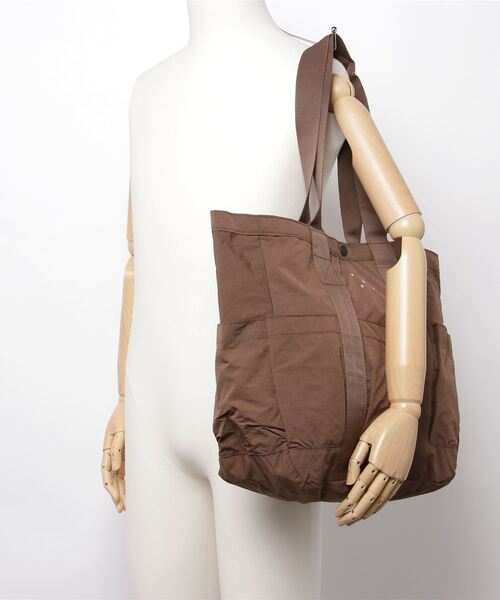 POP TRADING COMPANY(ポップトレーディングカンパニー)の「POP TRADING COMPANY/ポップトレーディングカンパニー×Dickies/ディッキーズ Pop/Dickies Tote トートバッグ(トートバッグ・メンズ・ブラウン・ONE SIZE)」の8枚目の写真