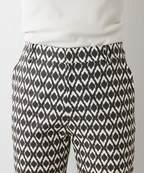 GALLARDAGALANTE（ガリャルダガランテ）の「プリントフレアパンツ（その他パンツ・レディース・ブラック・0/1）」の12枚目の写真