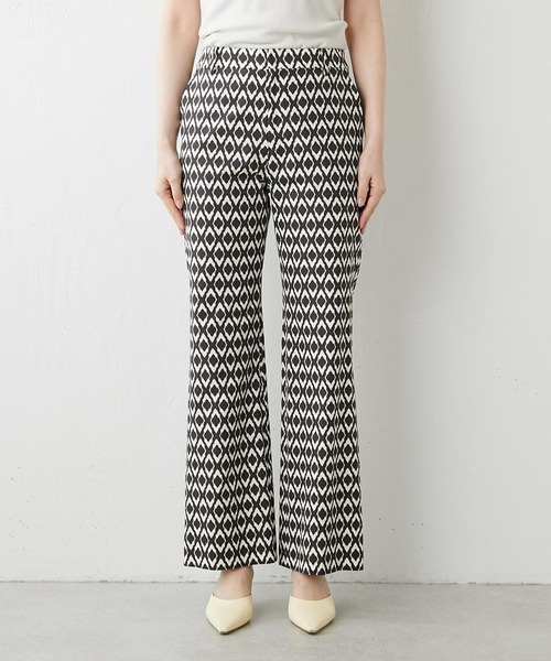 GALLARDAGALANTE（ガリャルダガランテ）の「プリントフレアパンツ（その他パンツ・レディース・ブラック・0/1）」の9枚目の写真