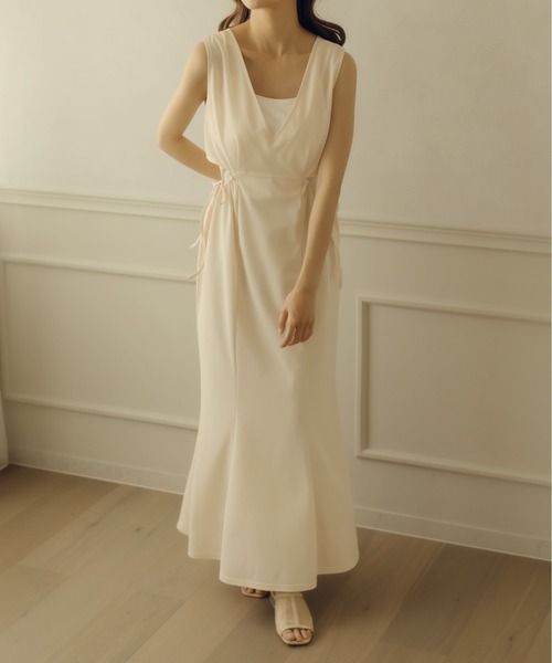 fupel(フぺル)の「サイドスリットリボンワンピース(ワンピース・レディース・アイボリー/ブラック・MEDIUM/SMALL)」の10枚目の写真