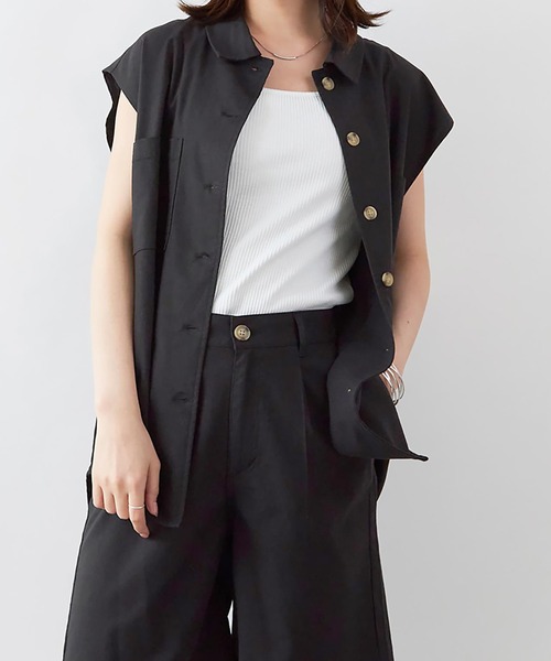 Rejoule(リジュール)の「コットンリネンノースリーブオーバーシャツ(シャツ/ブラウス・レディース・ベージュ/ブラック/グリーン/ナチュラル・FREE)」の2枚目の写真