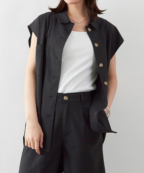Rejoule(リジュール)の「コットンリネンノースリーブオーバーシャツ(シャツ/ブラウス・レディース・ベージュ/ブラック/グリーン/ナチュラル・FREE)」の5枚目の写真