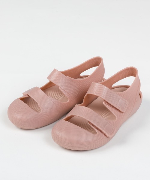 OMNES（オムネス）の「キッズダブルベルトビーンズサンダル（サンダル・キッズ・モスグリーン/ミント/サーモンピンク/ブラウン/ネイビー/コーラルピンク・13.0cm/14cm/15cm/16.0cm/17.0cm/18.0cm/19.0cm/20.0cm/21.0cm/22.0cm）」の5枚目の写真