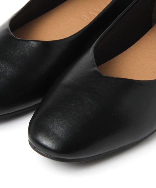 BAYFLOW(ベイフロー)の「フレフィットパンプス(パンプス・レディース・ブラック/アイボリー/ライトグレー・SMALL/MEDIUM/LARGE)」の15枚目の写真