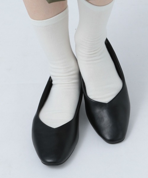 BAYFLOW(ベイフロー)の「フレフィットパンプス(パンプス・レディース・ブラック/アイボリー/ライトグレー・SMALL/MEDIUM/LARGE)」の22枚目の写真