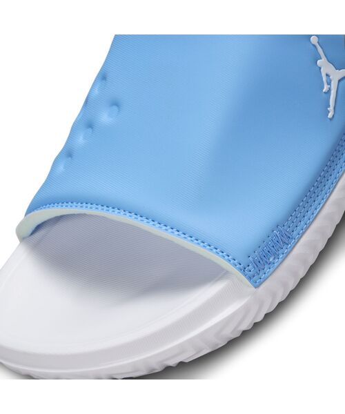 JORDAN BRAND（ジョーダンブランド）の「ジョーダン プレー メンズスライド / Jordan Play Men's Slides<25-30cm 展開>（サンダル・メンズ・ブルー/ブラウン系その他2/スミクロ・28/29/25/27/30/26）」の15枚目の写真