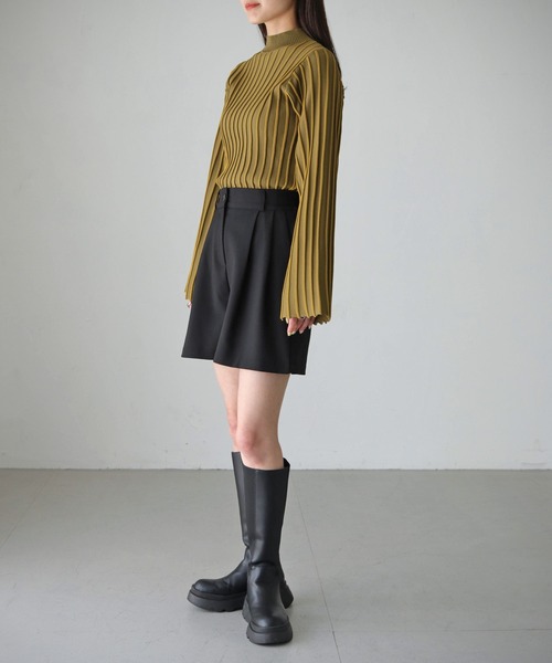 cheriella（シェリエラ）の「【cheriella】ストライプハイネックニット STRIPE HIGH-NECK KNIT（ニット/セーター・レディース・ブラック/マスタード/ワインレッド/グリーン/アイボリー/ブルー・M）」の21枚目の写真