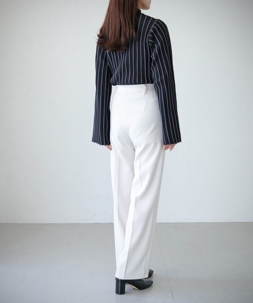 cheriella（シェリエラ）の「【cheriella】ストライプハイネックニット STRIPE HIGH-NECK KNIT（ニット/セーター・レディース・ブラック/マスタード/ワインレッド/グリーン/アイボリー/ブルー・M）」の16枚目の写真