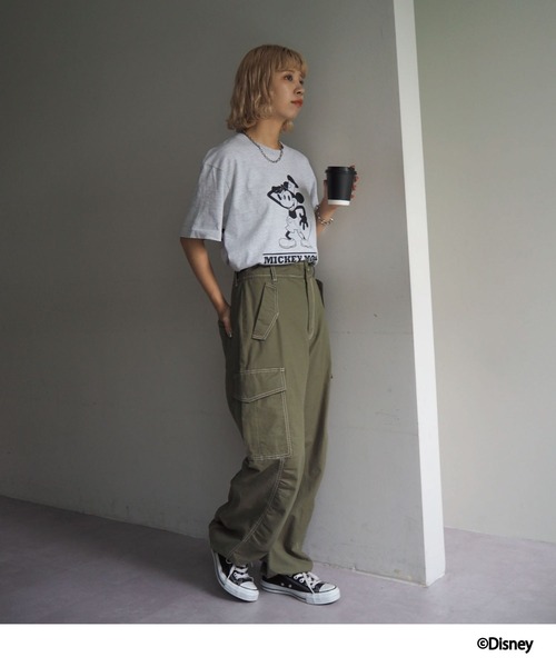   X DISNEY 100 ミッキーマウスチノパンツ TOMMY HILFIGER X DISNEY 100 ミッキーマウスチノパンツ