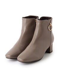 ◆きらりとゆれるメタルリングが上品な印象のショートブーツ【人間工学】