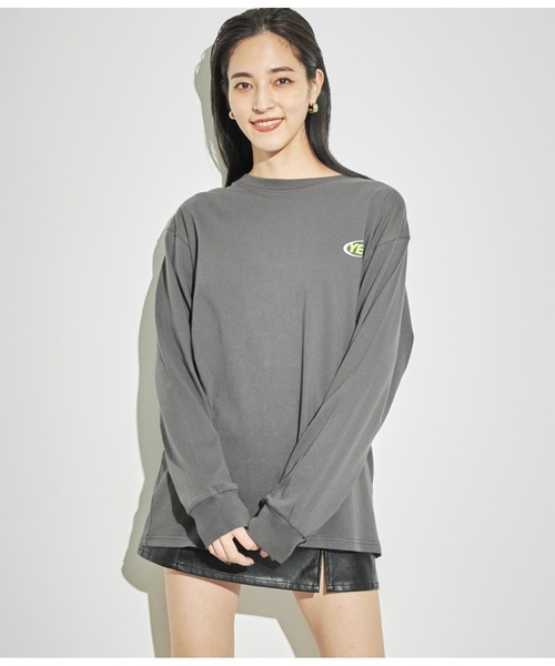 ANAP(アナップ)の「4パターングラフィックロングスリーブTシャツ(Tシャツ/カットソー・レディース・ライトグレー/ブルー/ホワイト/スミクロ・FREE)」の12枚目の写真