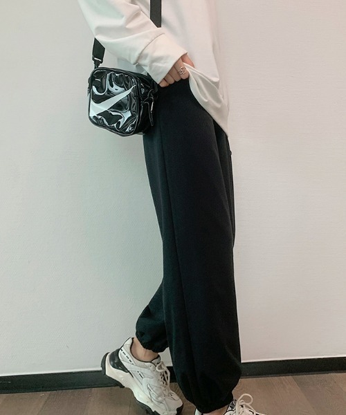 dream in the cradle（ドリームインザクレイドル）の「プレーンスウェットパンツ（スウェットパンツ・レディース・ブラック/ライトグレー・FREE）」の3枚目の写真