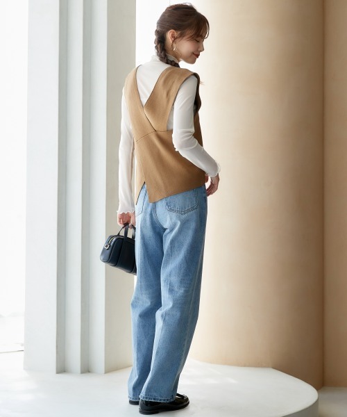 miclat（ミクラ）の「大きいサイズ　バッククロスニットベスト　miclat（ベスト・レディース・キャメル/ブラック・3L～4L/L～LL）」の5枚目の写真