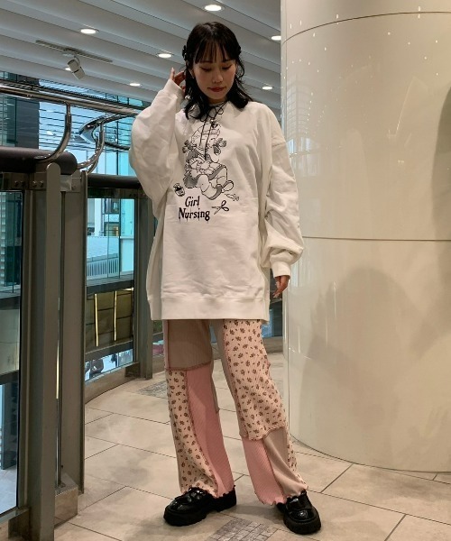 Candy Stripper(キャンディストリッパー)の「GIRL NURSING SWEAT ワンピース(スウェット・レディース・オフホワイト/ヘザーグレー/ブラック・2)」の17枚目の写真